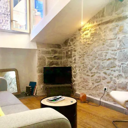 Cosy Nice